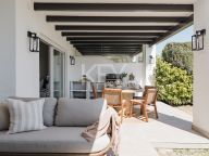 Apartment for sale in La Quinta Village, Nueva Andalucia