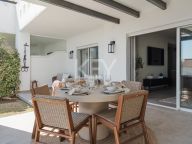Apartment for sale in La Quinta Village, Nueva Andalucia