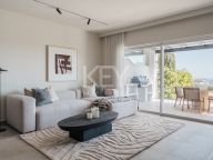 Apartment for sale in La Quinta Village, Nueva Andalucia
