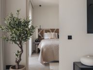 Apartment for sale in La Quinta Village, Nueva Andalucia