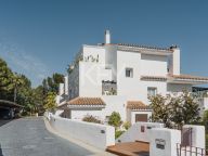 Apartment for sale in La Quinta Village, Nueva Andalucia