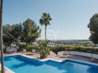 Apartment for sale in La Quinta Village, Nueva Andalucia