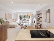 Town House for rent in Altos de Puente Romano, Marbella Golden Mile
