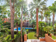 Town House for rent in Altos de Puente Romano, Marbella Golden Mile