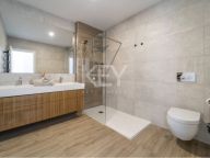 Duplex Penthouse for sale in Marbella East