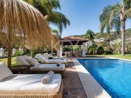 Villa for sale in El Madroñal, Benahavis