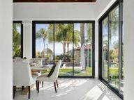 Villa for sale in El Madroñal, Benahavis