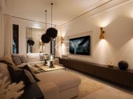 Villa for sale in El Madroñal, Benahavis