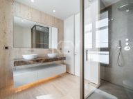 Вилла на продажу в Golden Mile, Золотая Миля