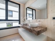 Вилла на продажу в Golden Mile, Золотая Миля