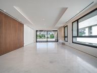 Вилла на продажу в Golden Mile, Золотая Миля