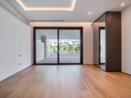 Вилла на продажу в Golden Mile, Золотая Миля