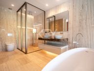 Вилла на продажу в Golden Mile, Золотая Миля