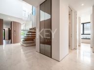 Вилла на продажу в Golden Mile, Золотая Миля