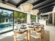 Villa for sale in Nueva Andalucia
