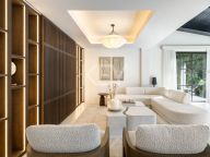 Villa for sale in Nueva Andalucia