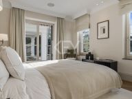 Villa for sale in Nueva Andalucia