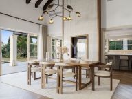 Villa for sale in Nueva Andalucia