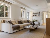 Villa for sale in Nueva Andalucia