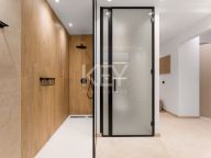 Villa for sale in La Cerquilla, Nueva Andalucia