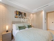 Villa for sale in La Cerquilla, Nueva Andalucia