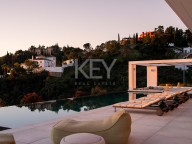 Villa for sale in El Madroñal, Benahavis