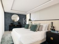 Villa for sale in El Madroñal, Benahavis