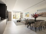 Villa for sale in El Madroñal, Benahavis