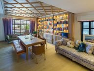 Villa for sale in Aloha, Nueva Andalucia