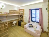 Villa for sale in Aloha, Nueva Andalucia