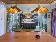 Villa for sale in Aloha, Nueva Andalucia