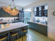 Villa for sale in Aloha, Nueva Andalucia