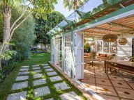 Villa for sale in Aloha, Nueva Andalucia