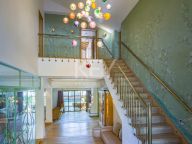 Villa for sale in Aloha, Nueva Andalucia