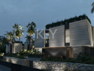 Villa en venta en Lomas del Virrey, Marbella Golden Mile