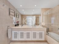 Duplex Penthouse for sale in Aloha, Nueva Andalucia