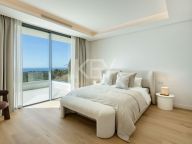 Villa for sale in Elviria, Marbella East
