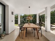 Вилла на продажу в Новая Андалусия