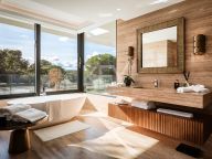 Вилла на продажу в Reyes y Reinas, Сотогранде