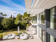 Вилла на продажу в Reyes y Reinas, Сотогранде