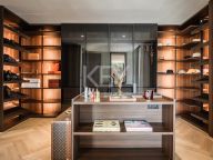 Вилла на продажу в Reyes y Reinas, Сотогранде