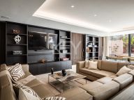 Вилла на продажу в Reyes y Reinas, Сотогранде