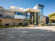 Вилла на продажу в Reyes y Reinas, Сотогранде