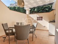 Villa for sale in Los Almendros, Benahavis