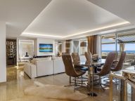 Villa for sale in Los Almendros, Benahavis