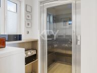 Villa for sale in Los Almendros, Benahavis