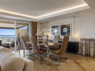 Villa for sale in Los Almendros, Benahavis