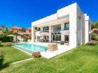 Villa for sale in Cascada de Camojan, Marbella Golden Mile