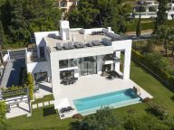 Villa for sale in Cascada de Camojan, Marbella Golden Mile