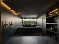 Villa for sale in Nueva Andalucia